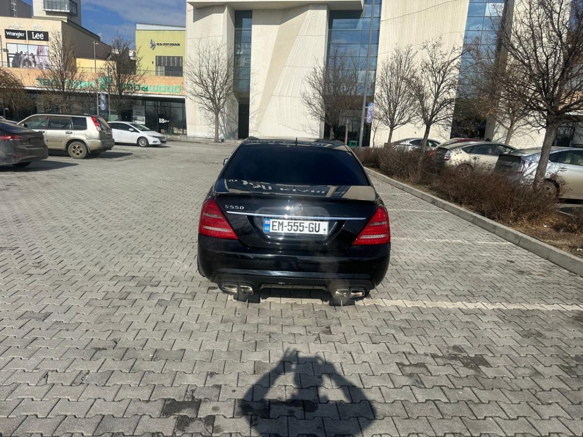 Mercedes-Benz S 550 2010 — photo 2