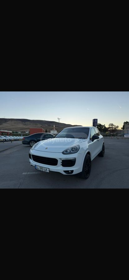 Porsche Cayenne 2016 — photo 2