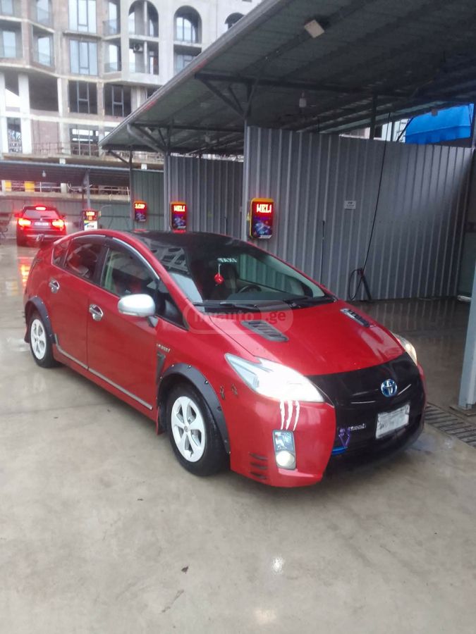 Toyota Prius 2011 — photo 2