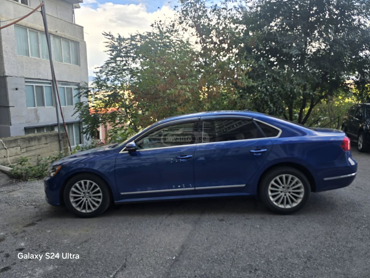 Volkswagen Passat 2016 — photo 2