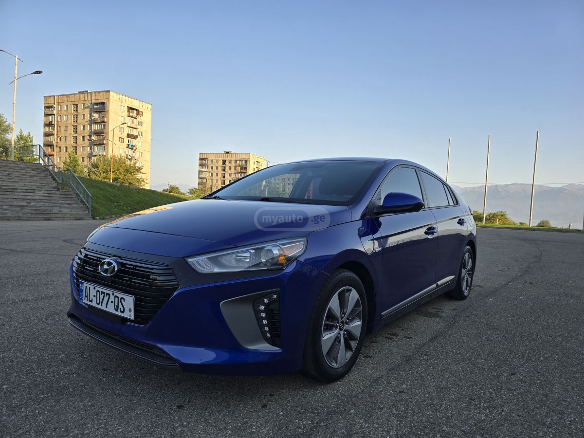 Hyundai Ioniq 2019 — photo 2