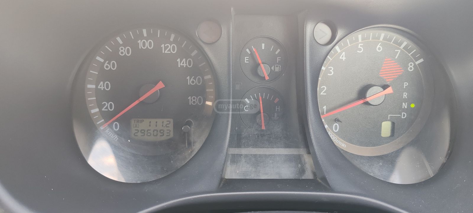 Mitsubishi Airtrek 2002 — photo 2