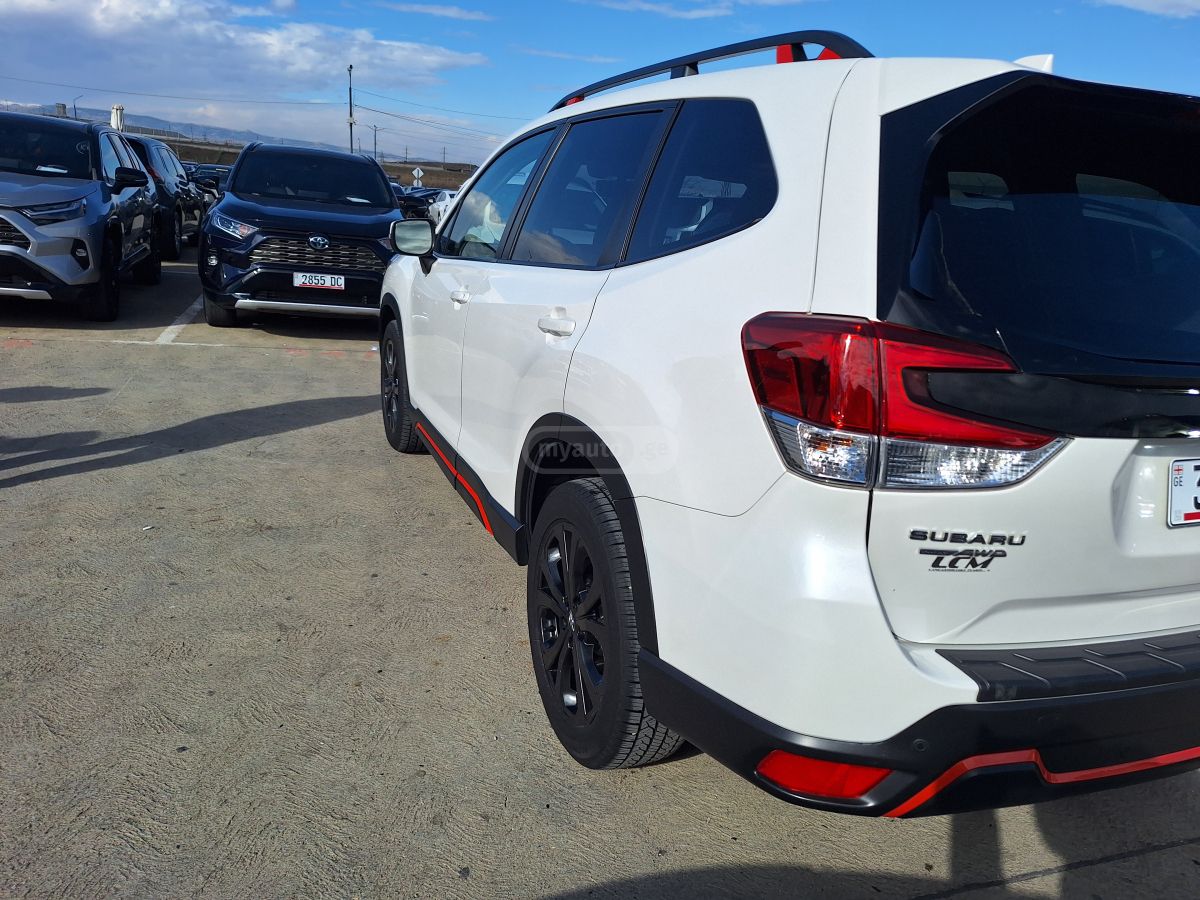 Subaru Forester 2021 — photo 2