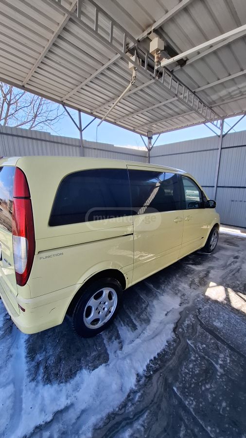Mercedes-Benz Viano