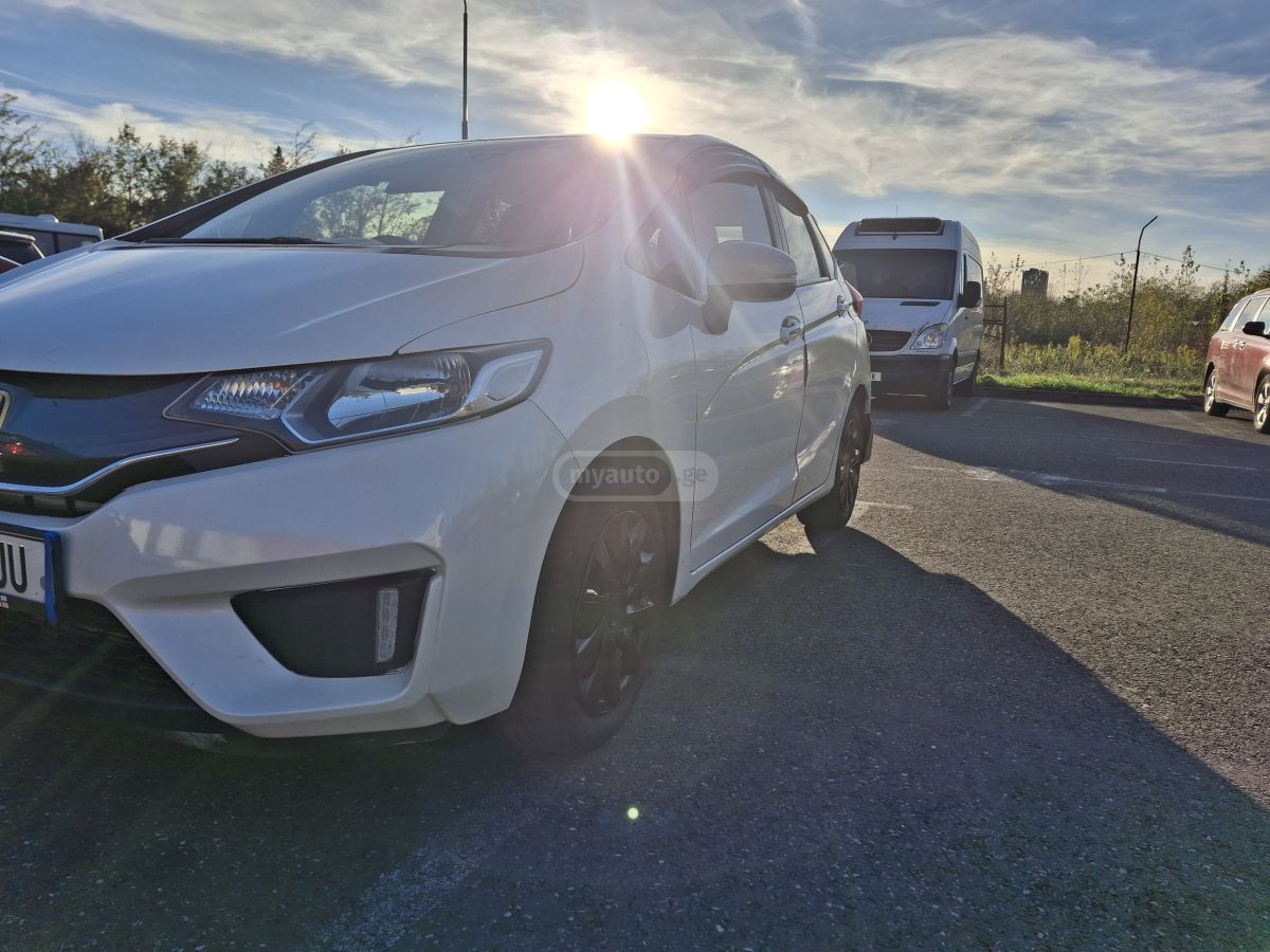 Honda Fit 2014 — photo 2