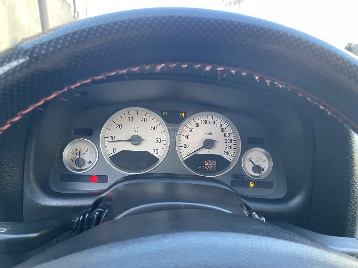 Opel Astra 2000 — photo 2