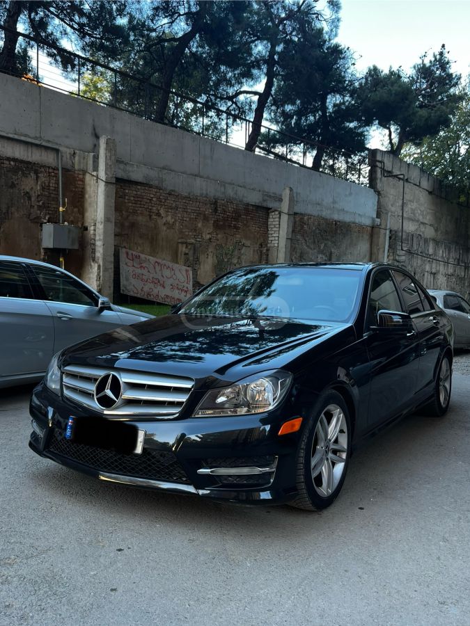 Mercedes-Benz C 250 2011 — photo 2