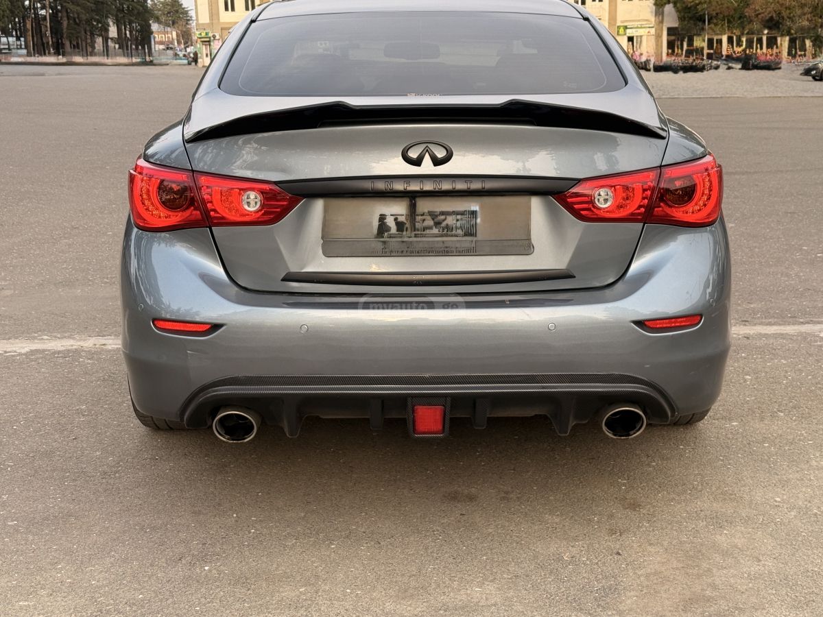 Infiniti Q 50