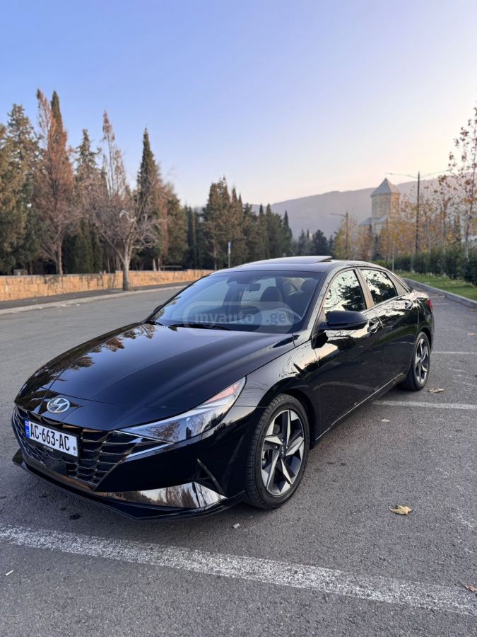 Hyundai Elantra
