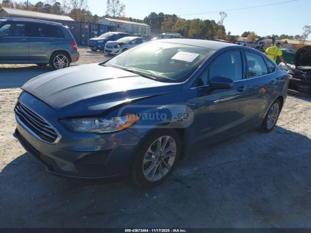 Ford Fusion 2019 — photo 2