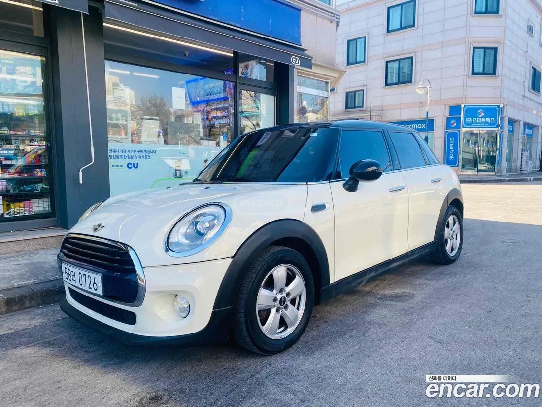 Mini Cooper 2016 — photo 2