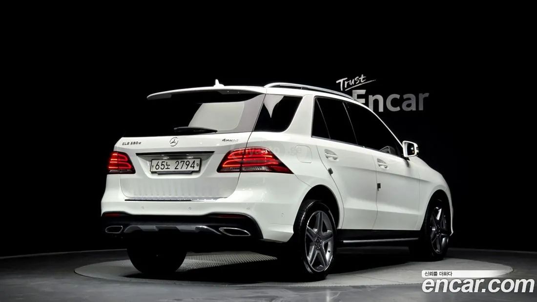 Mercedes-Benz GLE 63 AMG 2017 — photo 2
