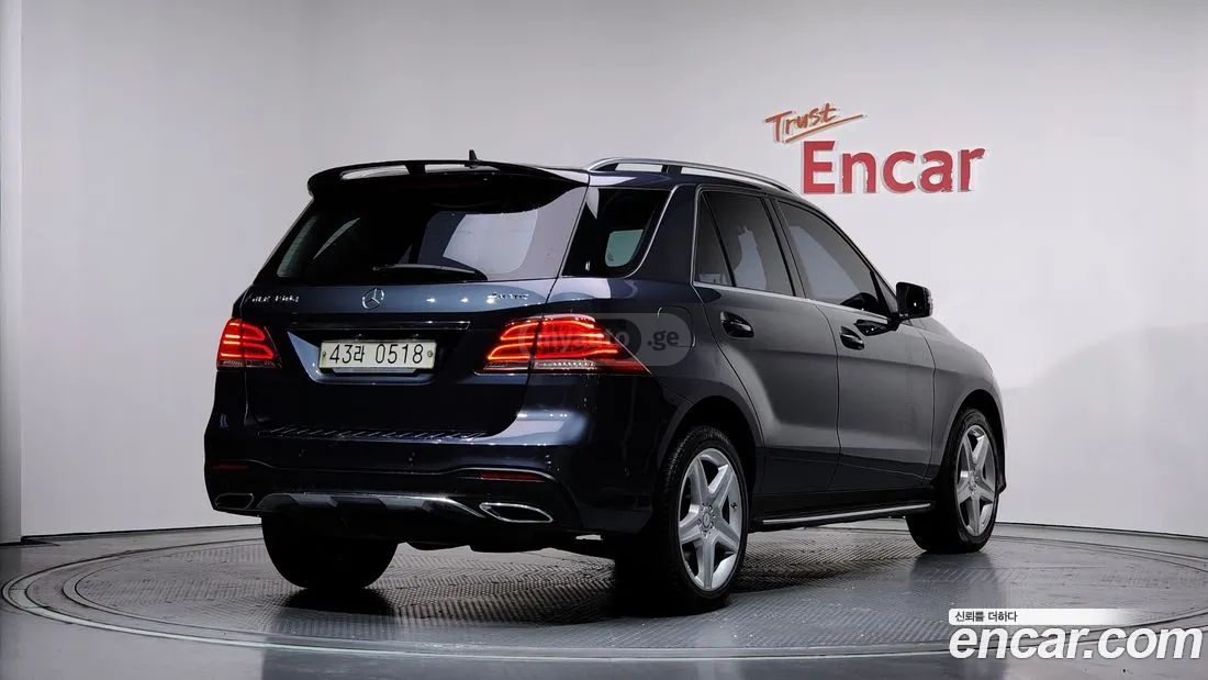 Mercedes-Benz GLE 63 AMG 2016 — photo 2