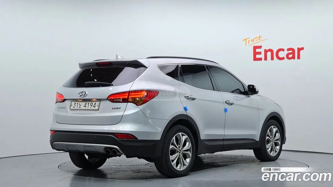 Hyundai Santa FE 2015 — photo 2