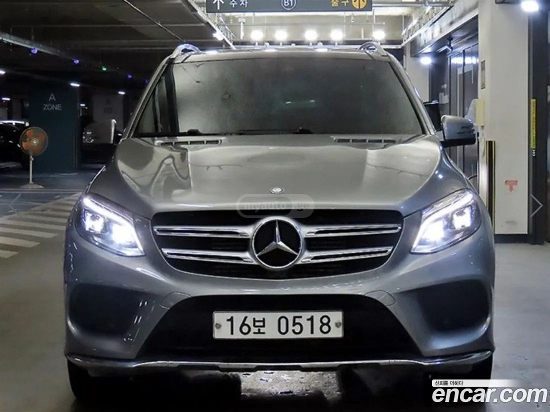 Mercedes-Benz GLE 63 AMG 2016 — photo 2