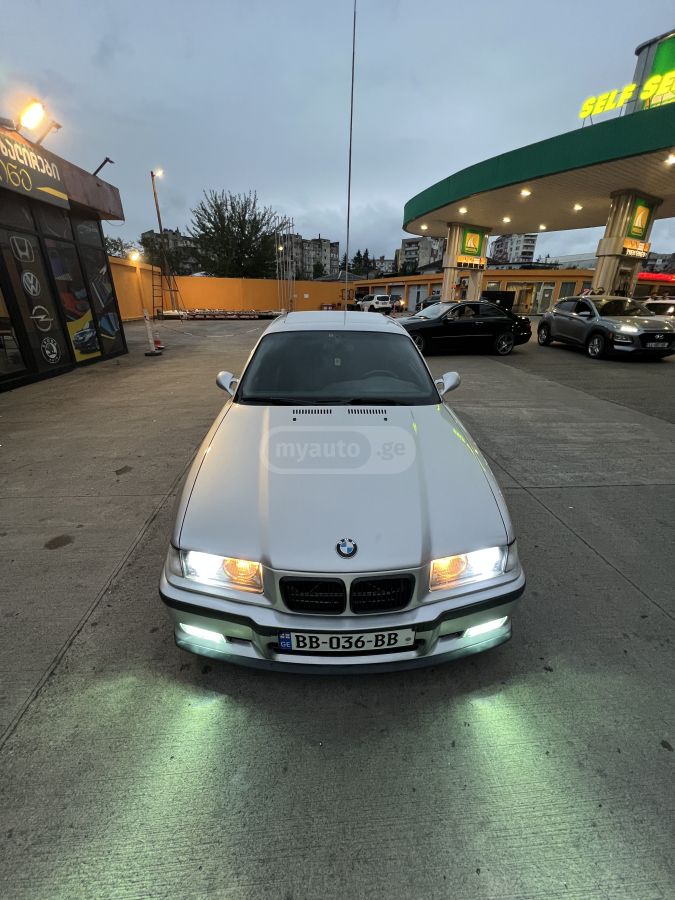 BMW 325 1998 — photo 2