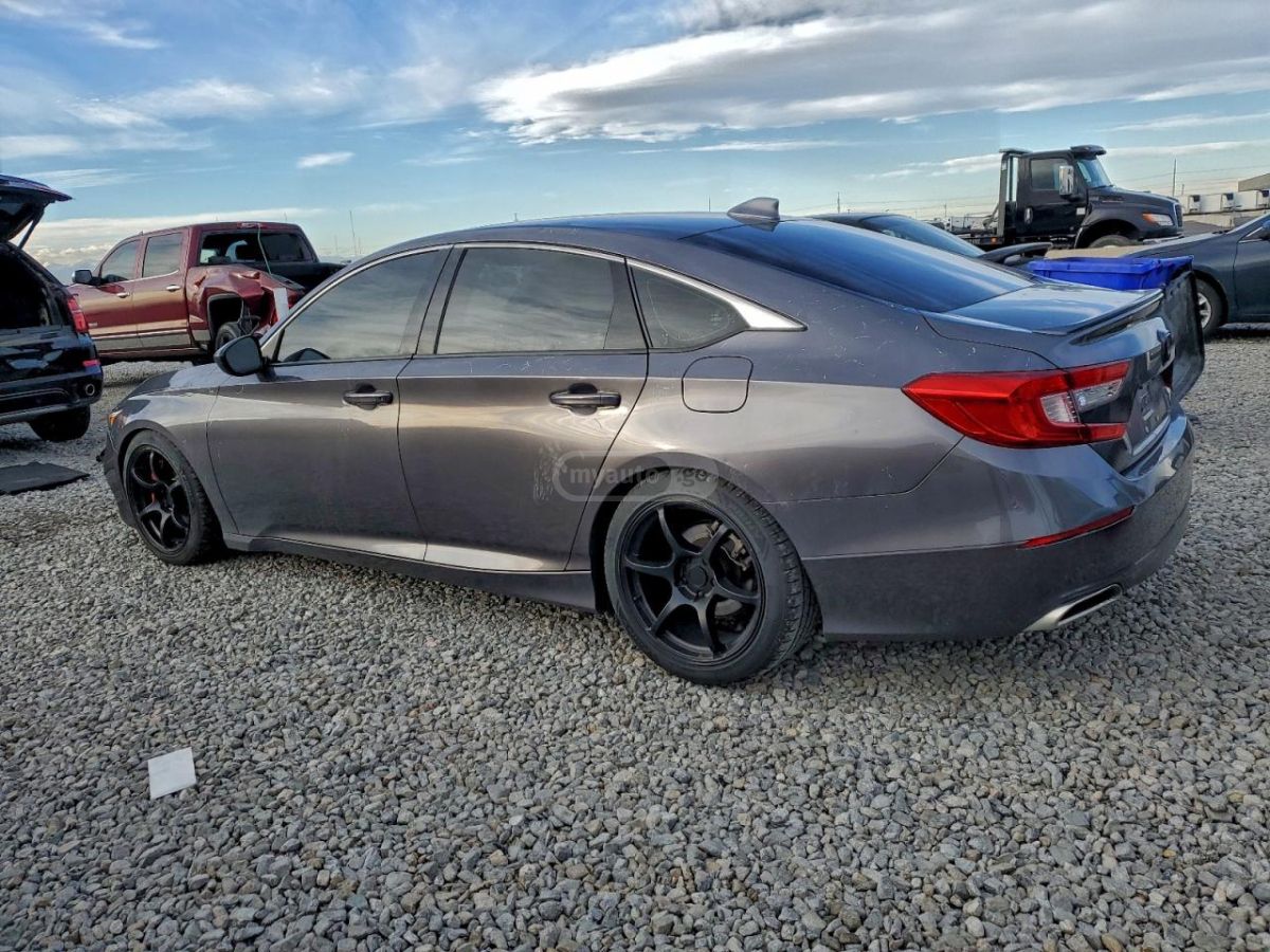 Honda Accord 2019 — photo 2