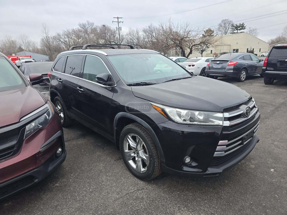 Toyota Highlander 2020 — photo 2