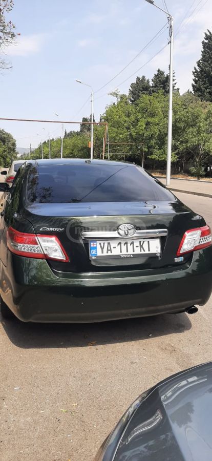 Toyota Camry 2010 — photo 2