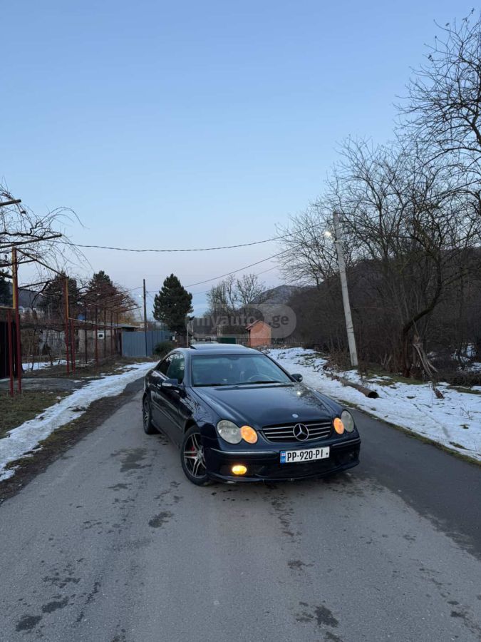 Mercedes-Benz CLK 320 2002 — photo 2