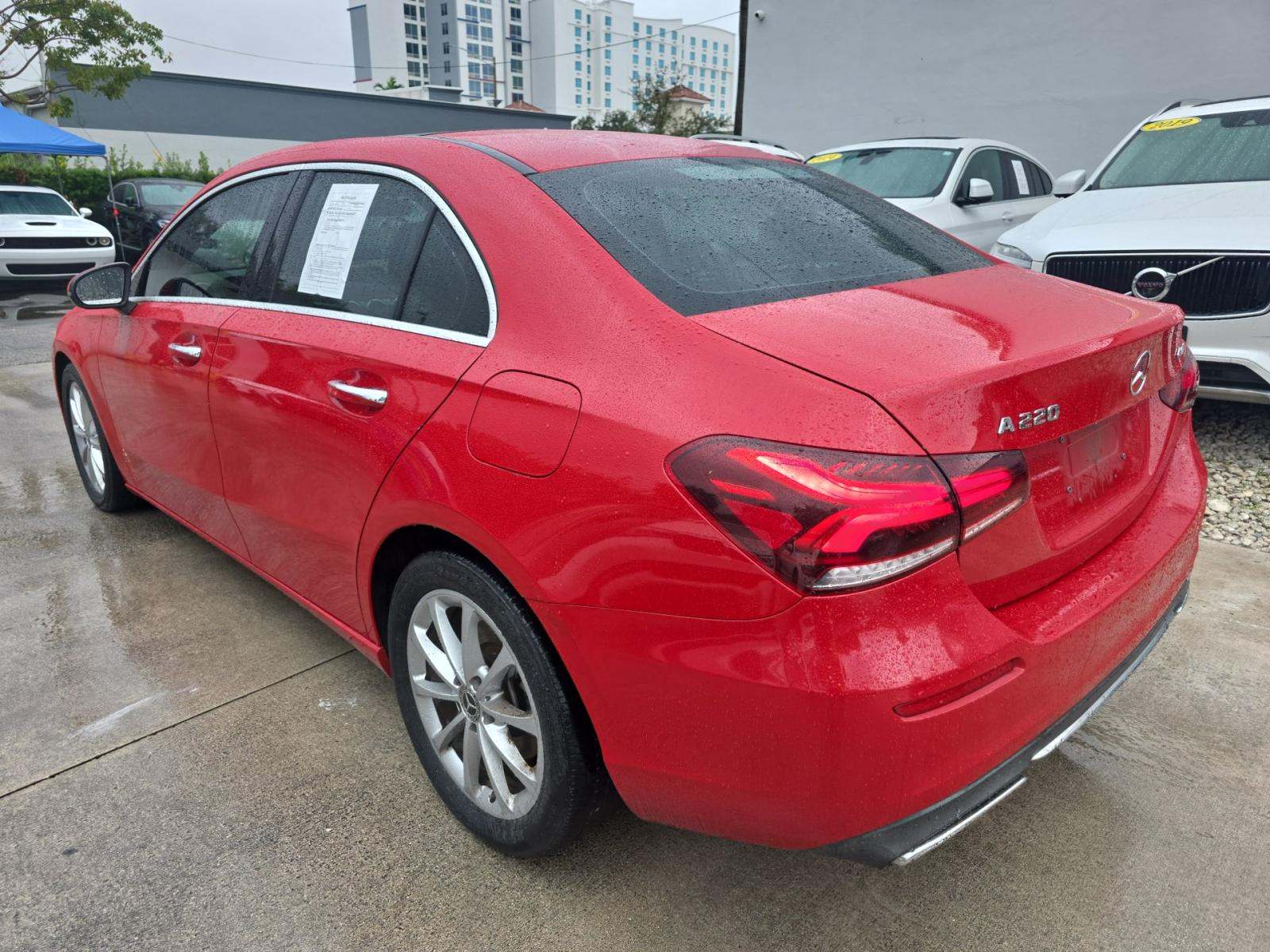 Mercedes-Benz A 220 2020 — photo 2