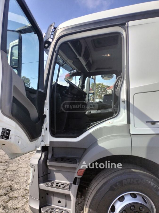 Mercedes-Benz Antos 2015 — photo 2