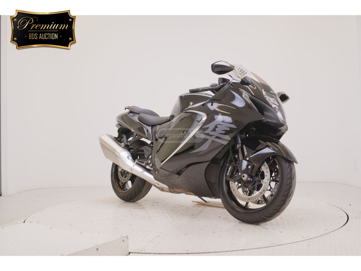 Suzuki GSX 1300 R Hayabusa 2023 — photo 2