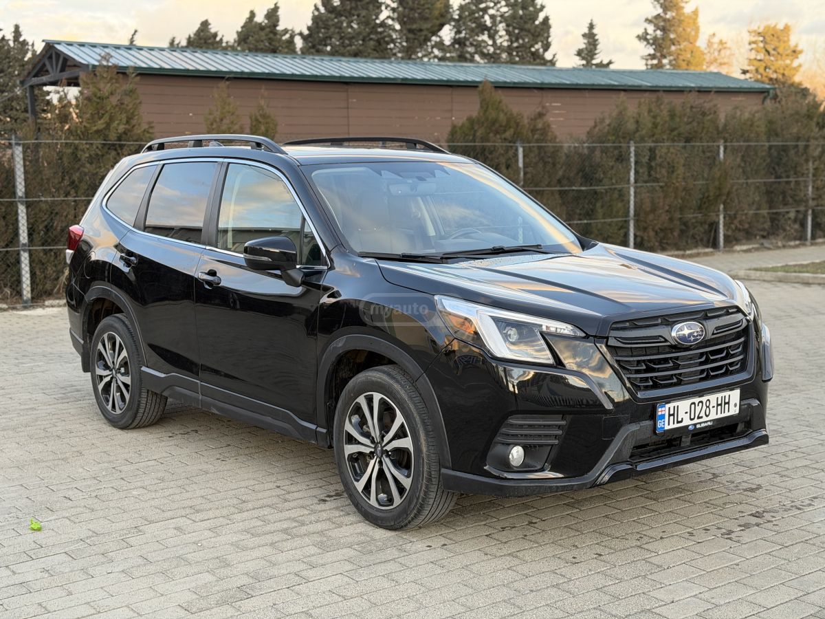 Subaru Forester 2022 — photo 2