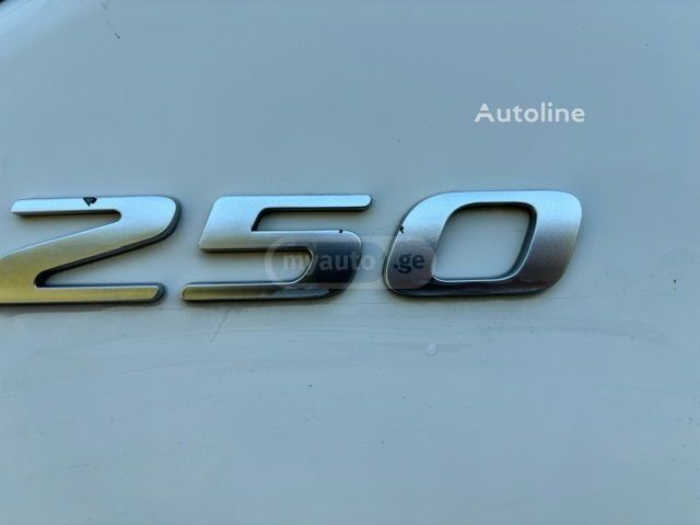 Lancia LF-Series 2016 — photo 2