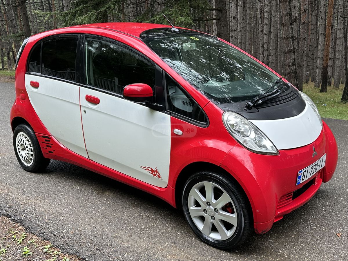 Mitsubishi I-MiEV 2010 — photo 2