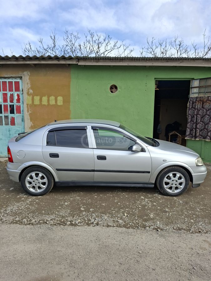 Opel Astra 1998 — photo 2