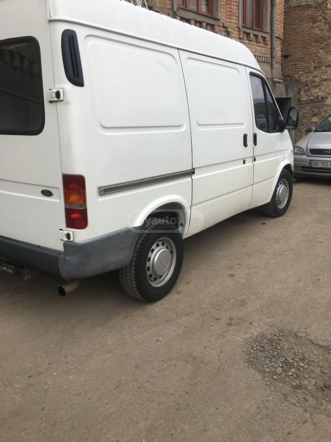 Ford Transit 1999 — photo 2