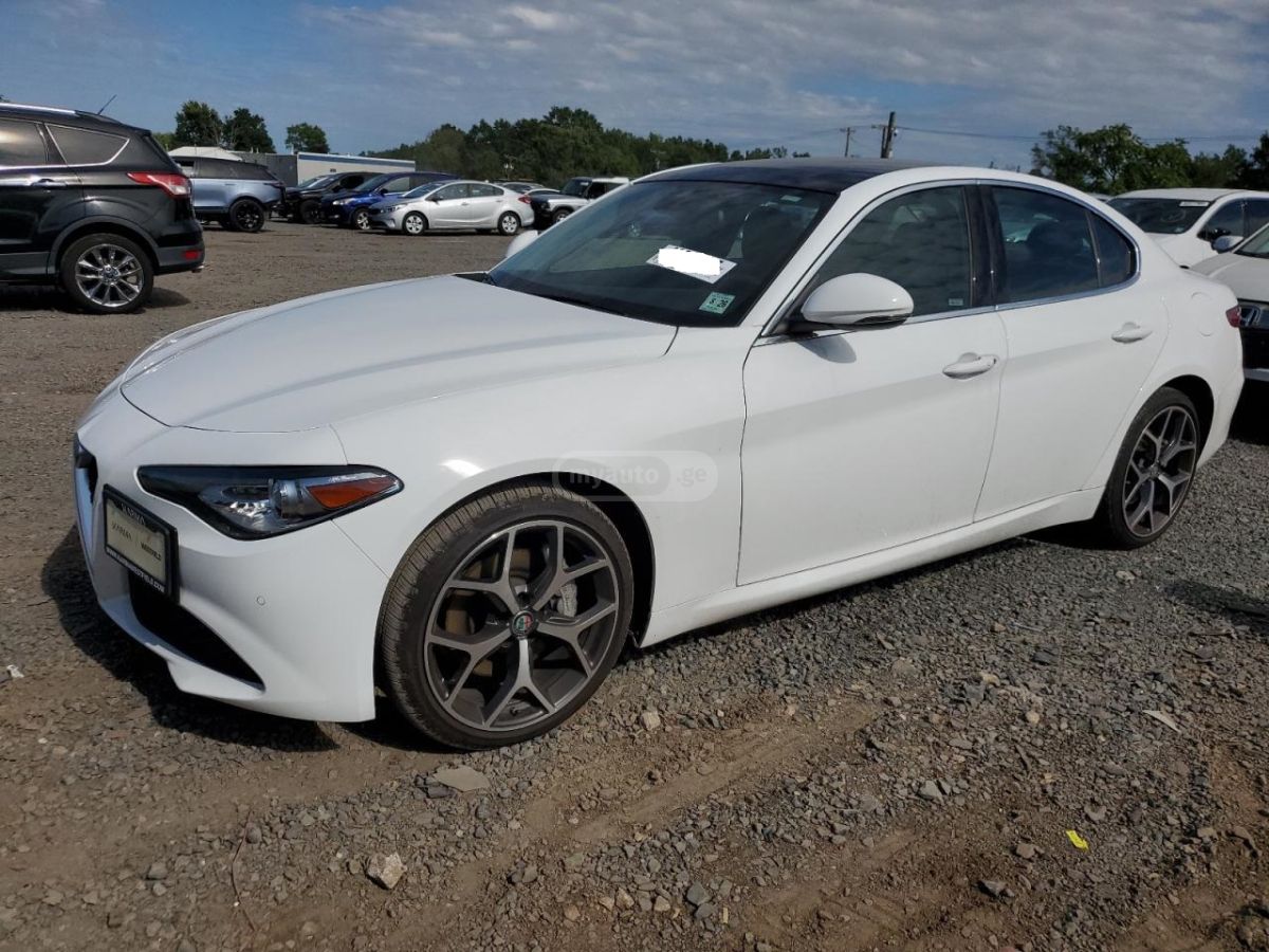 Alfa Romeo Giulia
