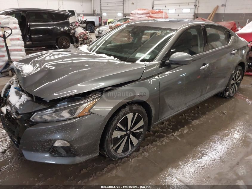 Nissan Altima 2020 — photo 2