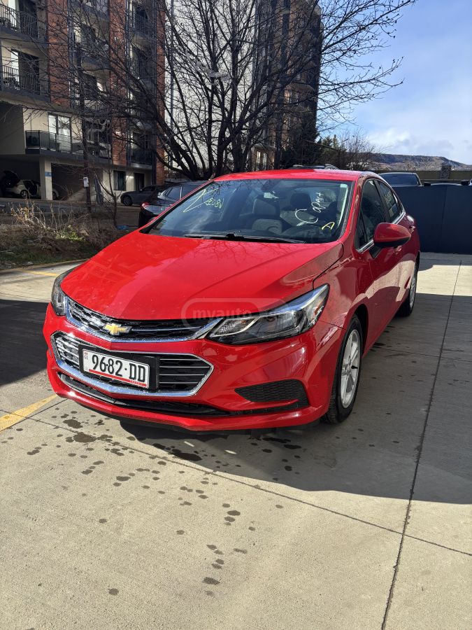 Chevrolet Cruze 2018 — photo 2