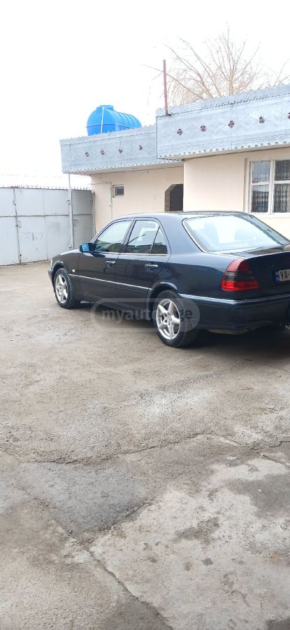 Mercedes-Benz C 200 1999 — photo 2