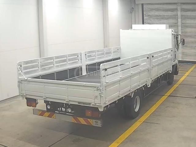 Isuzu FORWARD 2016 — photo 2