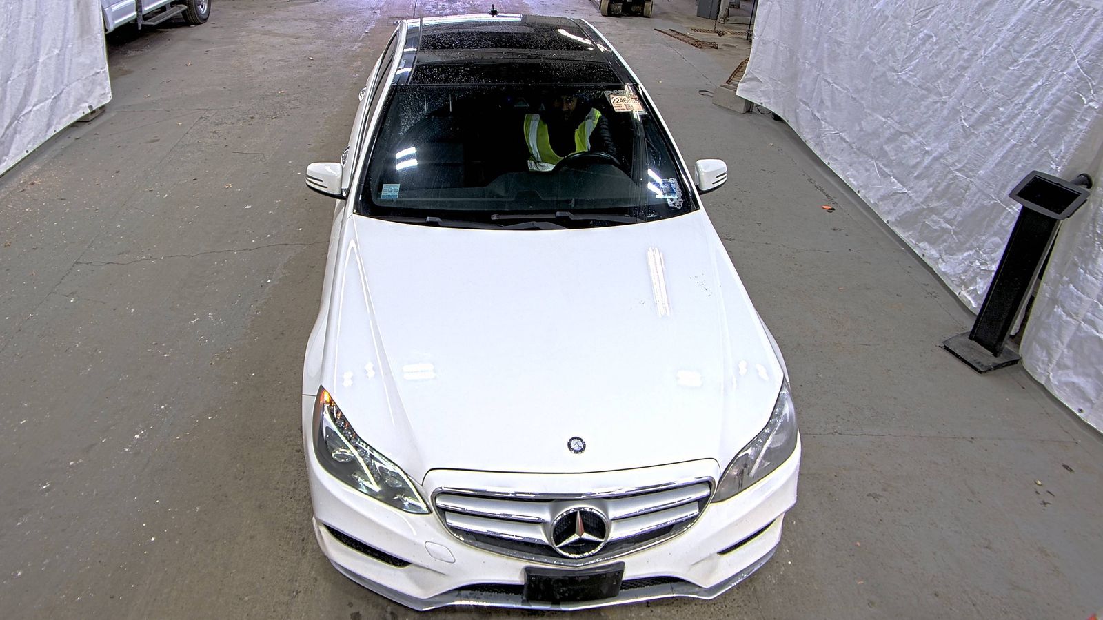 Mercedes-Benz E 350 2014 — photo 2