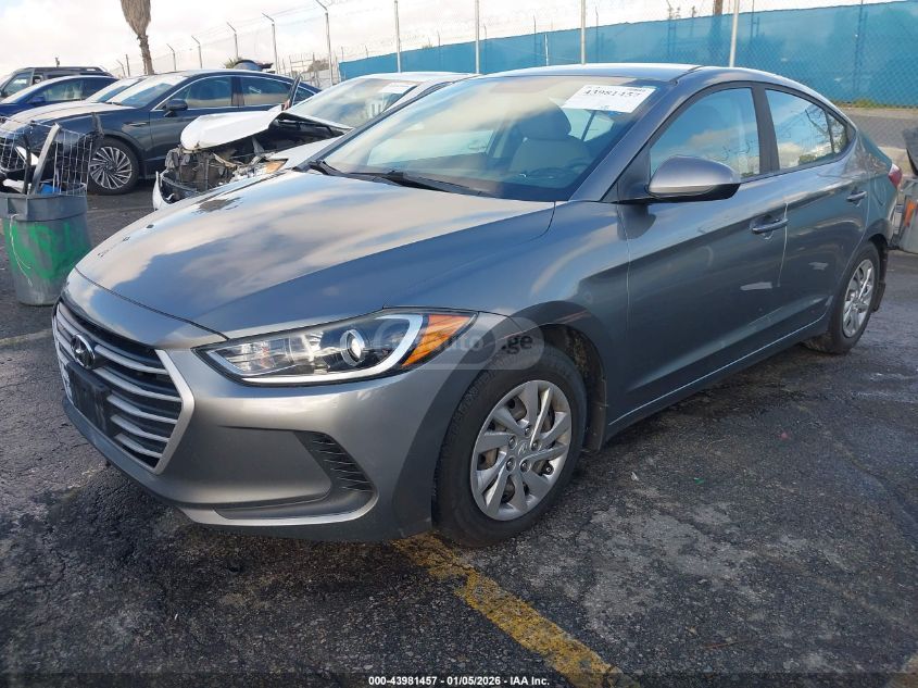 Hyundai Elantra 2018 — photo 2