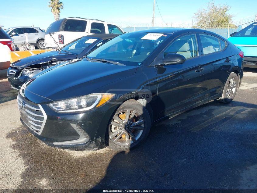 Hyundai Elantra 2018 — photo 2