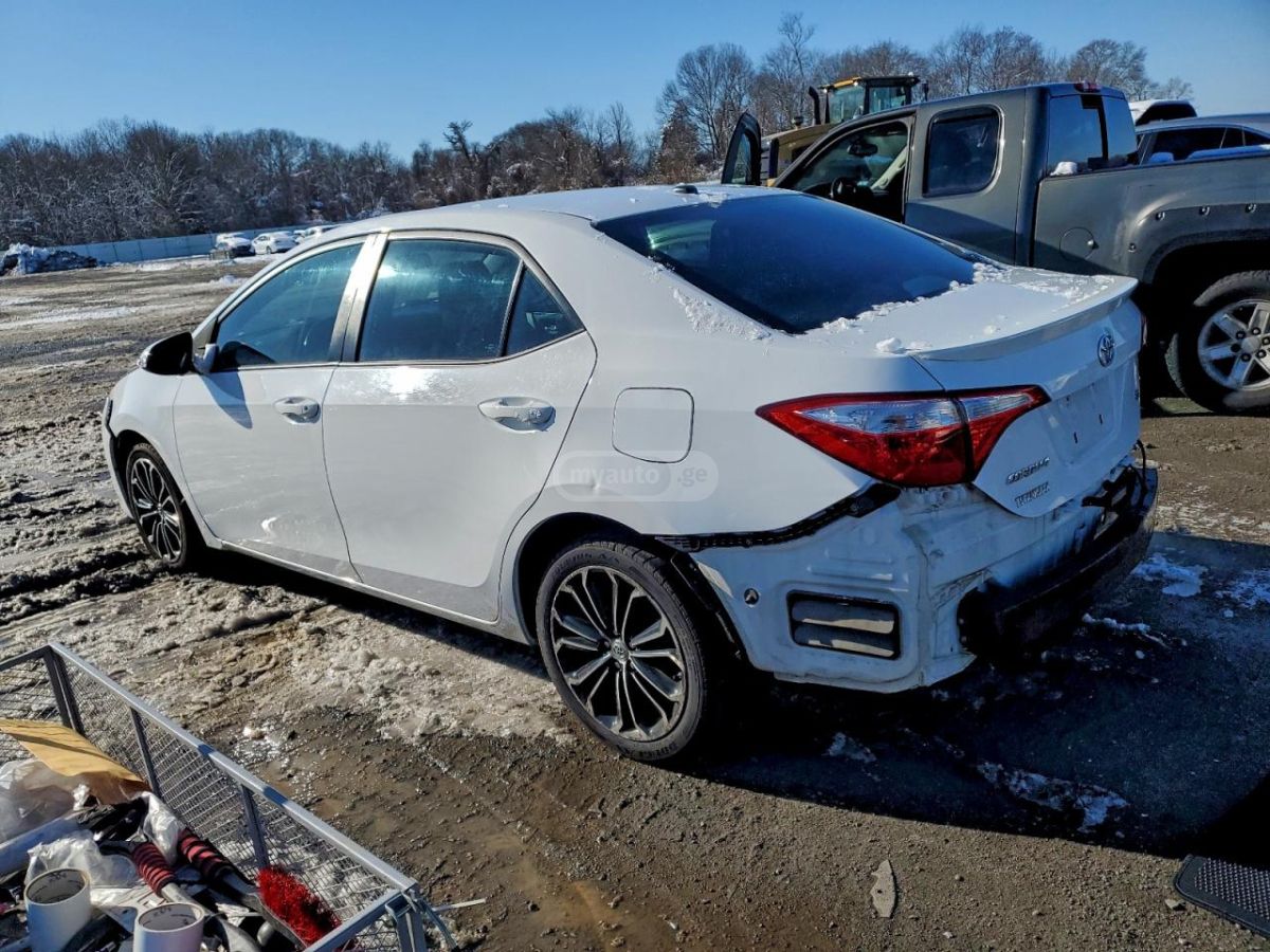 Toyota Corolla 2014 — photo 2