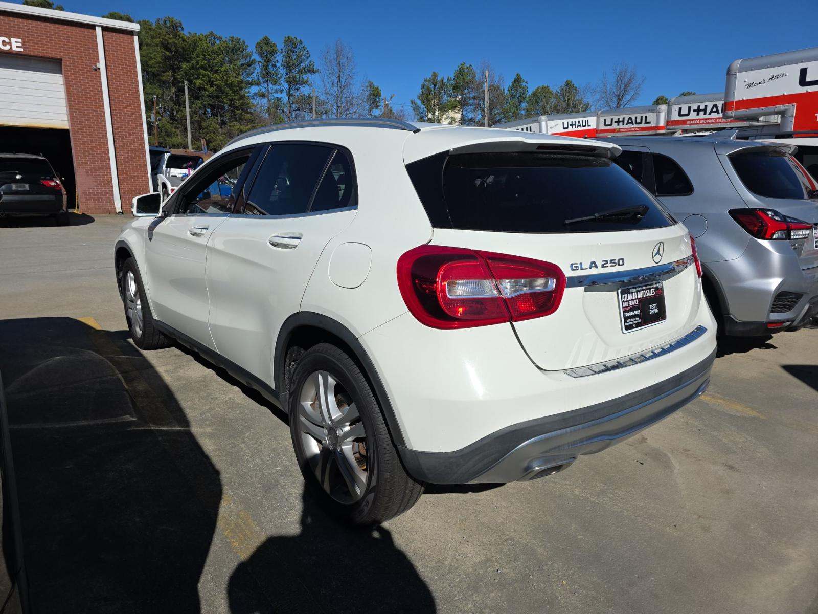 Mercedes-Benz GLA 250 2016 — photo 2