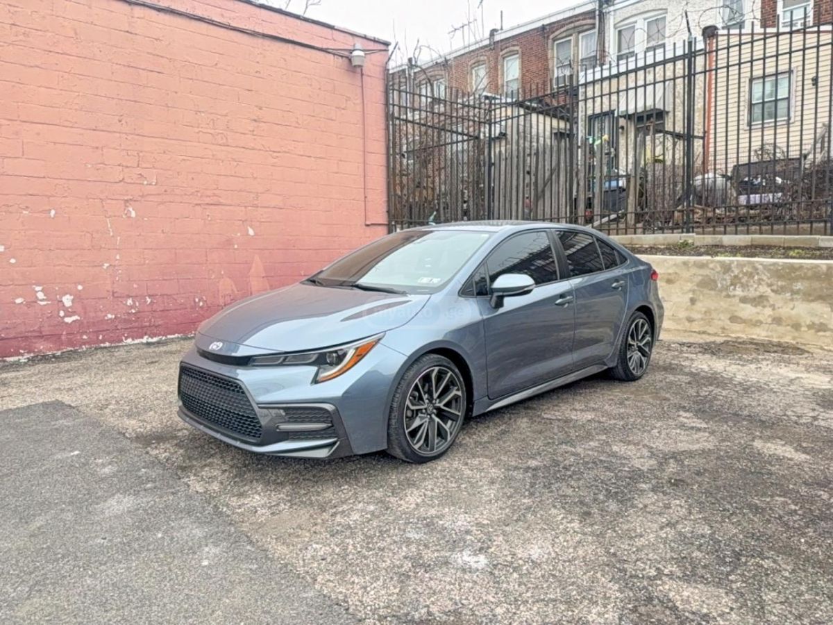 Toyota Corolla 2022 — photo 2