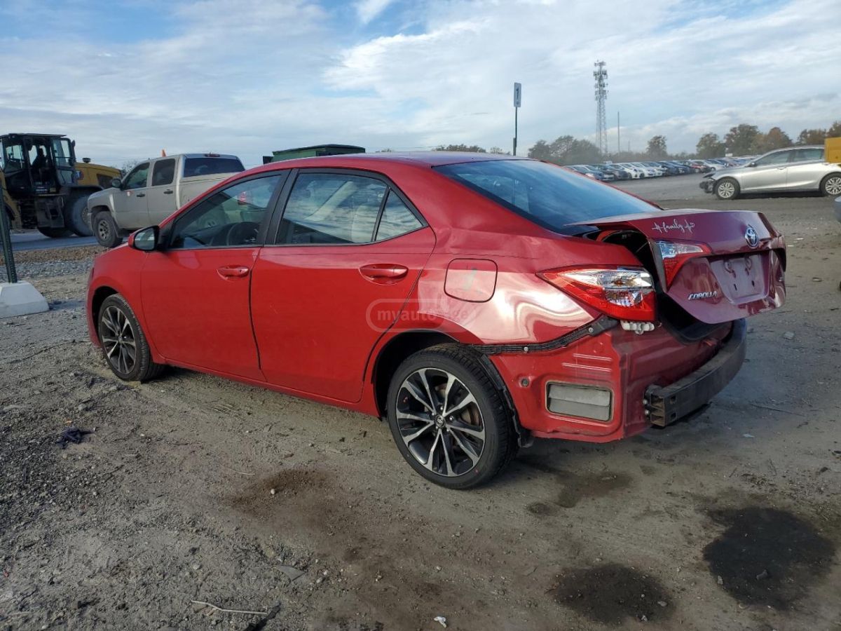 Toyota Corolla 2017 — photo 2