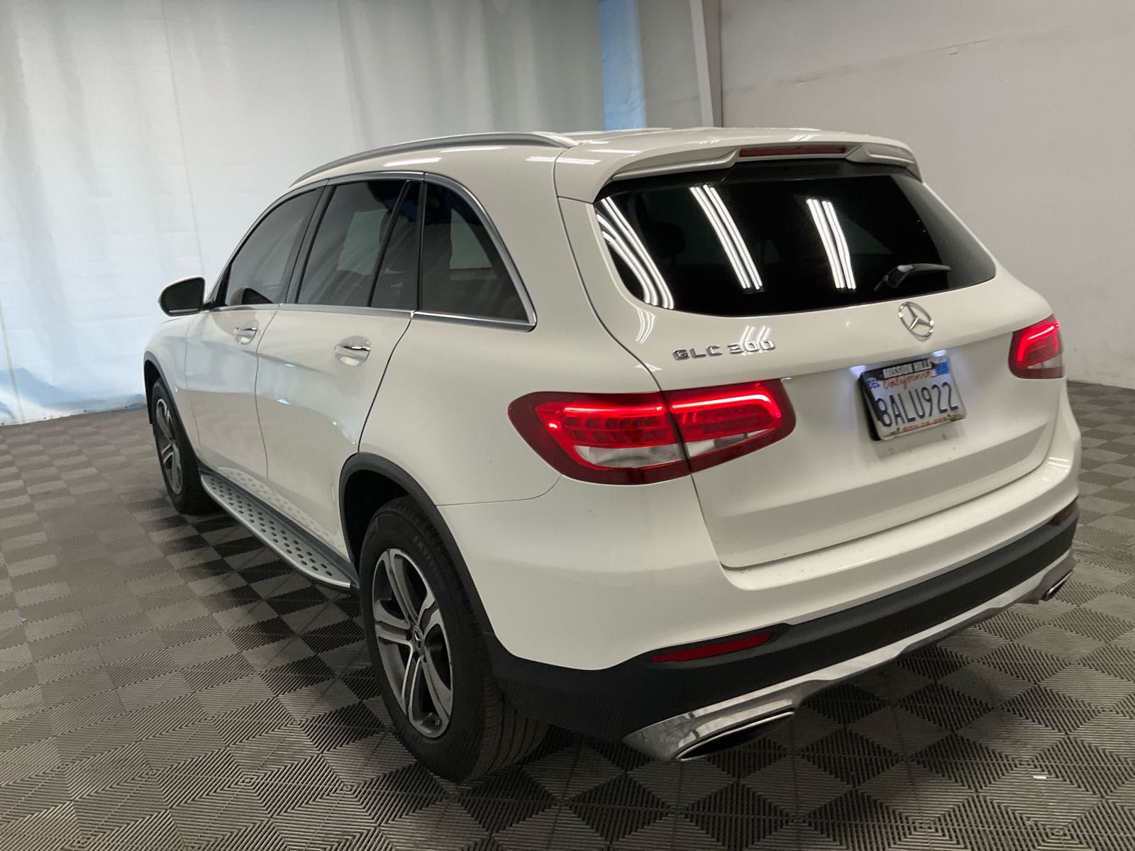 Mercedes-Benz GLC 300 2018 — photo 2