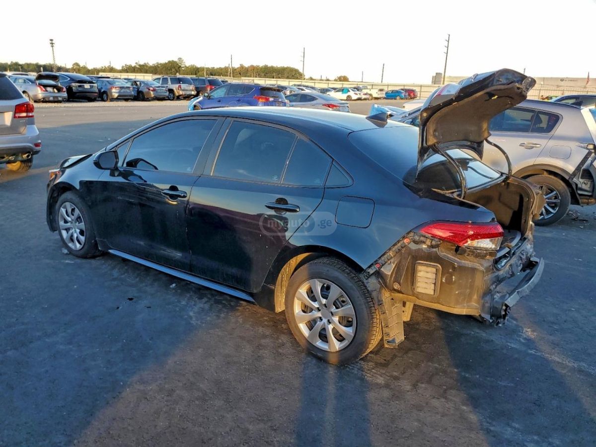 Toyota Corolla 2023 — photo 2