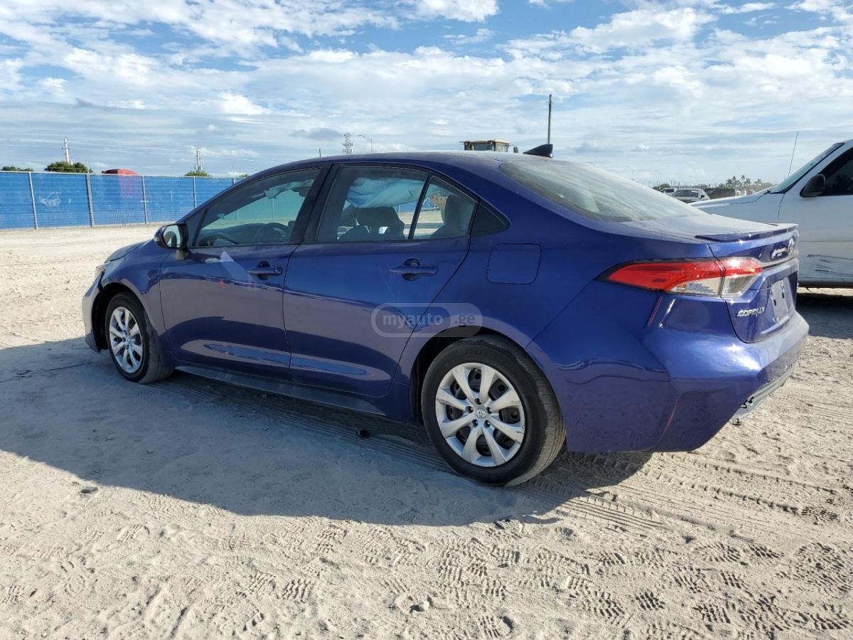 Toyota Corolla 2022 — photo 2