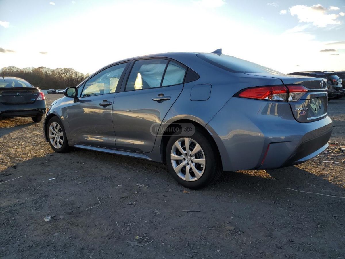Toyota Corolla 2021 — photo 2