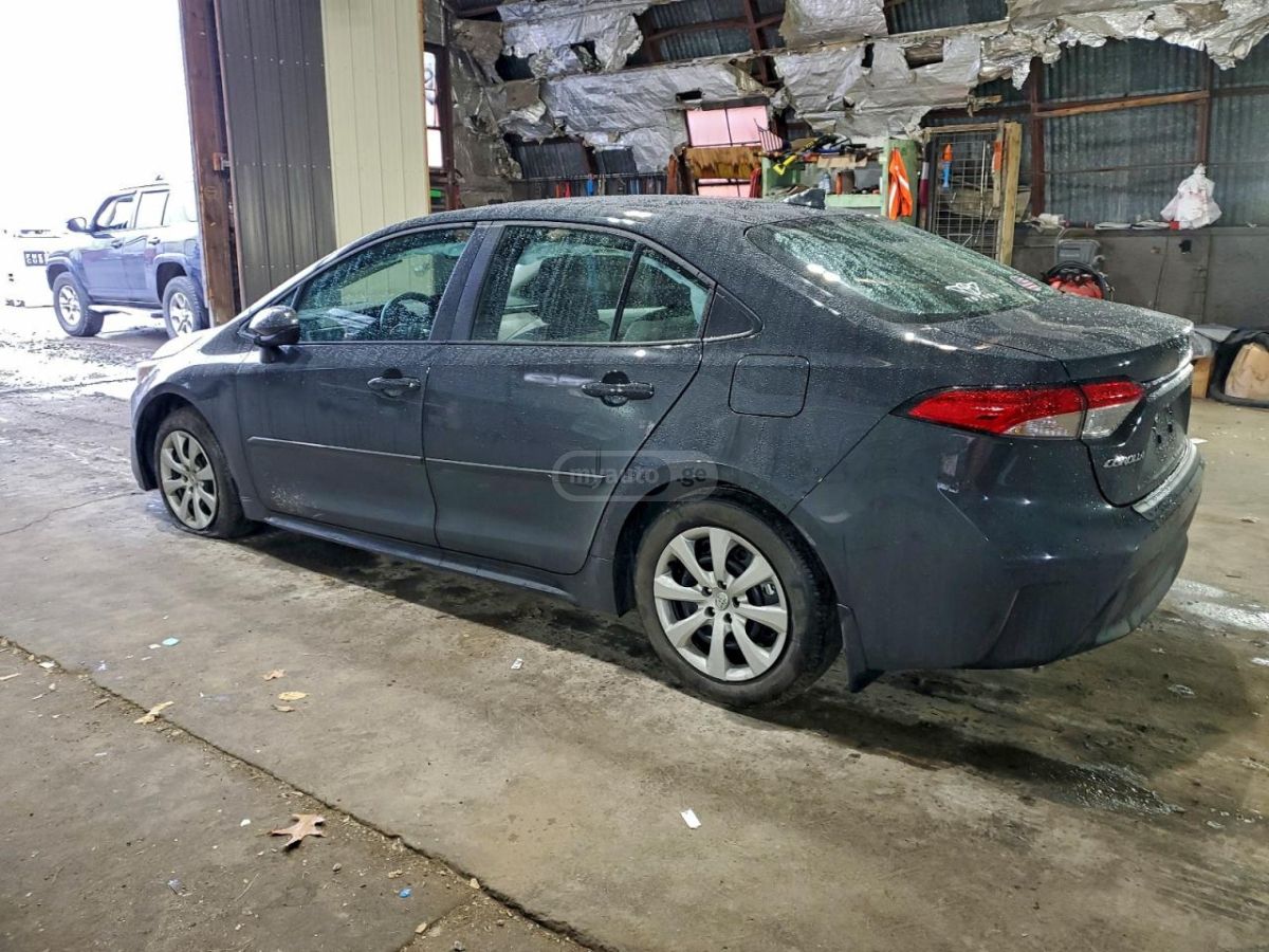 Toyota Corolla 2025 — photo 2