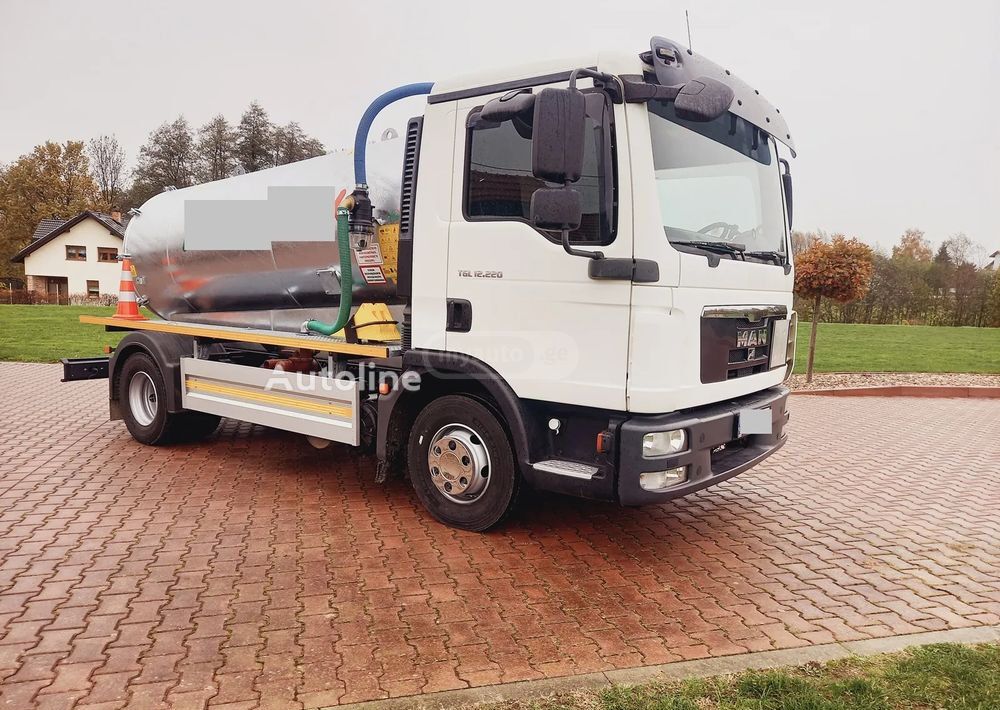 Isuzu 26.364 2013 — photo 2